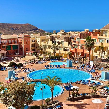 Sunny Apartment & Heated Pool Los Cristianos  Bagian luar foto